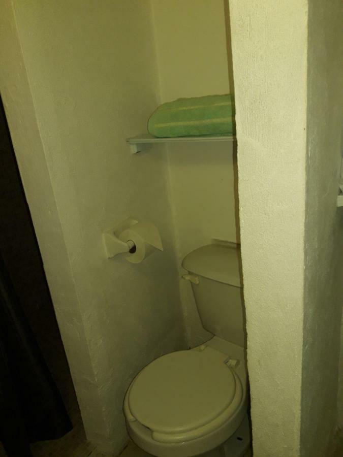 Tony'D Studio Apartment ปูแอร์โตบาญาร์ตา ภายนอก รูปภาพ